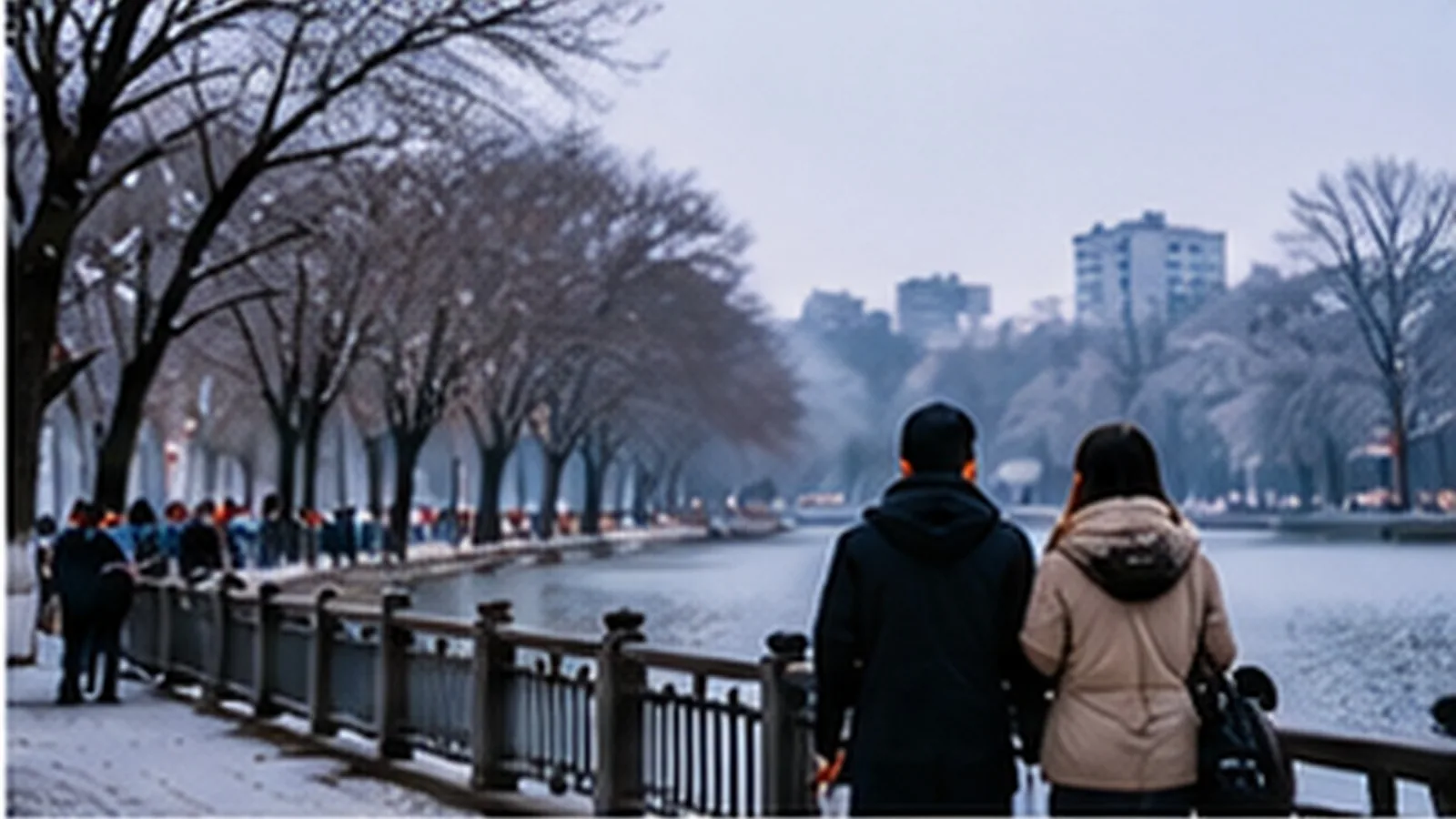 Hà Nội mùa đông – lạnh để người ta muốn gần nhau hơn